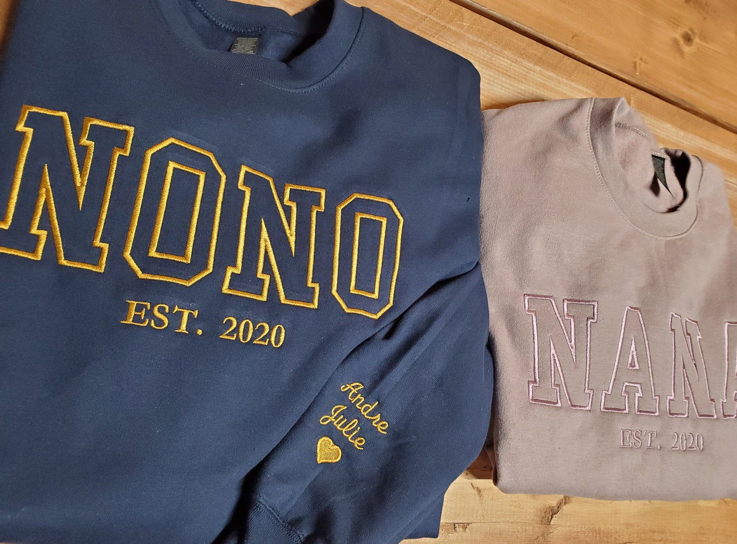 Mama Embroidered Sweatshirt, Custom Mama Shirt With Date, Est Year Shirt, Pregnancy Reveal Hoodie Gift For New Mom,New Dad Gift, Christmas