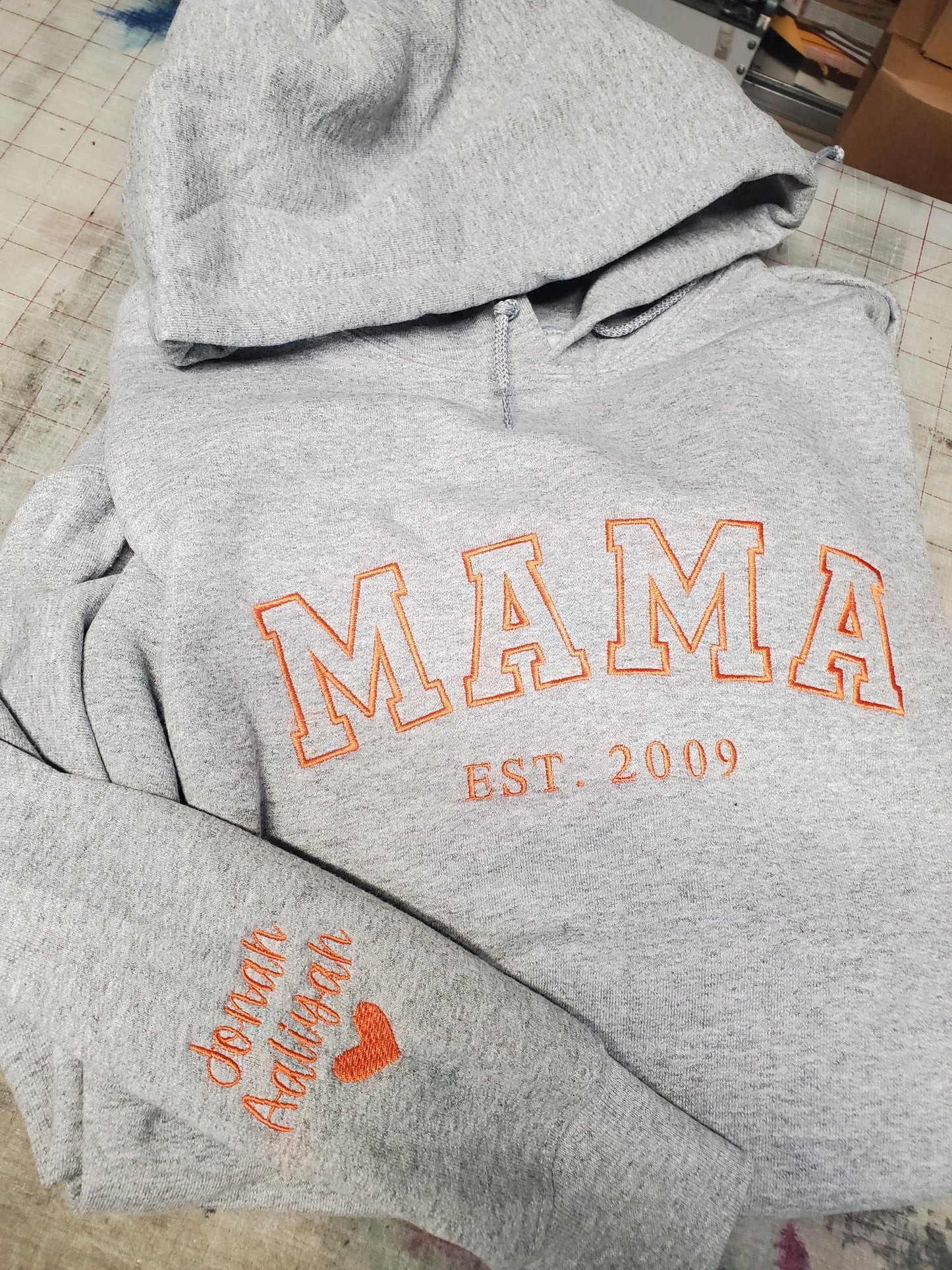 Custom Embroidered Mama Sweatshirt, Personalized Mom Hoodie With Names, New Mama Outfit, Pregnancy Announcement Clothing, Mom Christmas Gift
