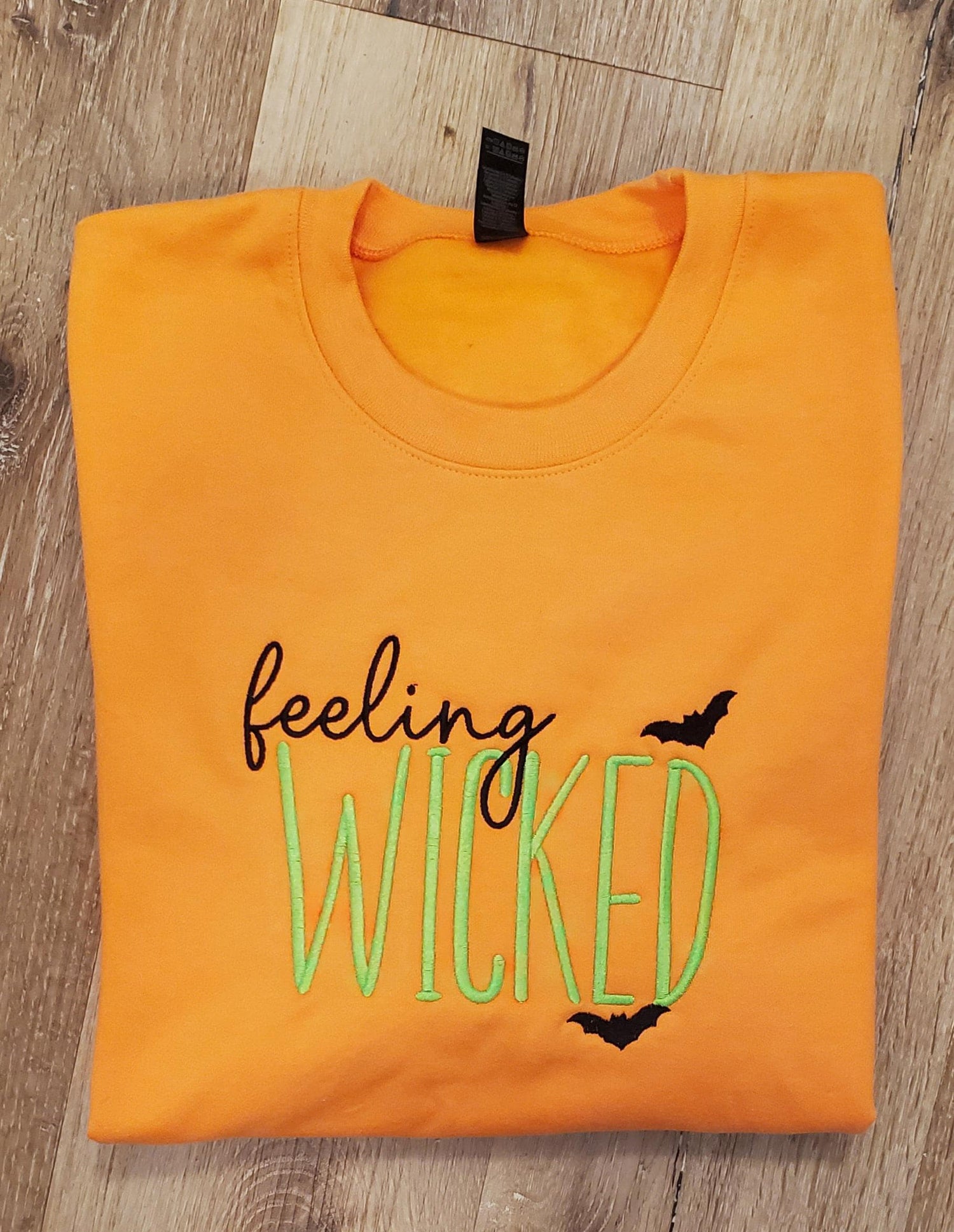 Feeling Wicked Halloween Sweatshirt – Embroidered Fall Crewneck – Spooky Season Pullover – Witchy Cozy Autumn Sweatshirt
