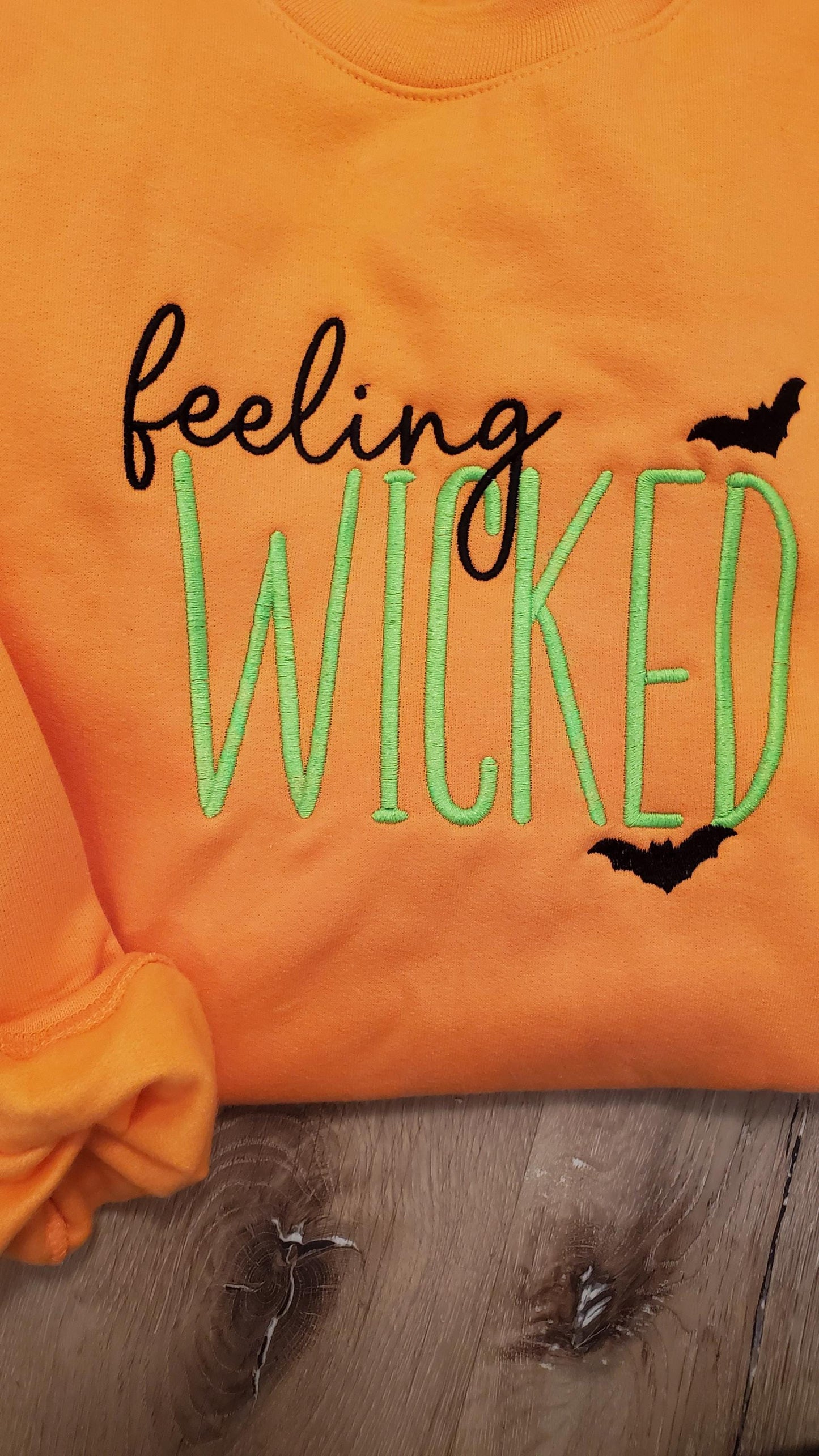 Feeling Wicked Halloween Sweatshirt – Embroidered Fall Crewneck – Spooky Season Pullover – Witchy Cozy Autumn Sweatshirt
