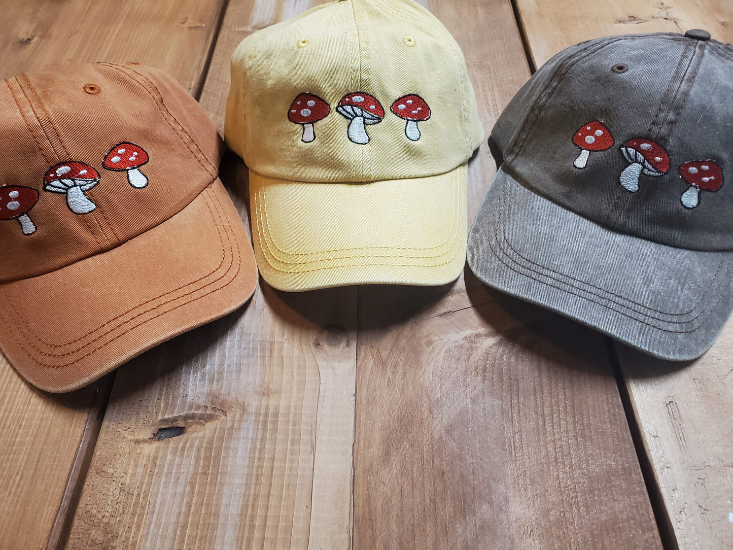 Mushroom Hat, Magic Mushroom, Botanical hat, Nature Lover Mushroom Hat, Gardening Hat, Fungus Hat, Minimalist, dad hat, Blogger Mom style