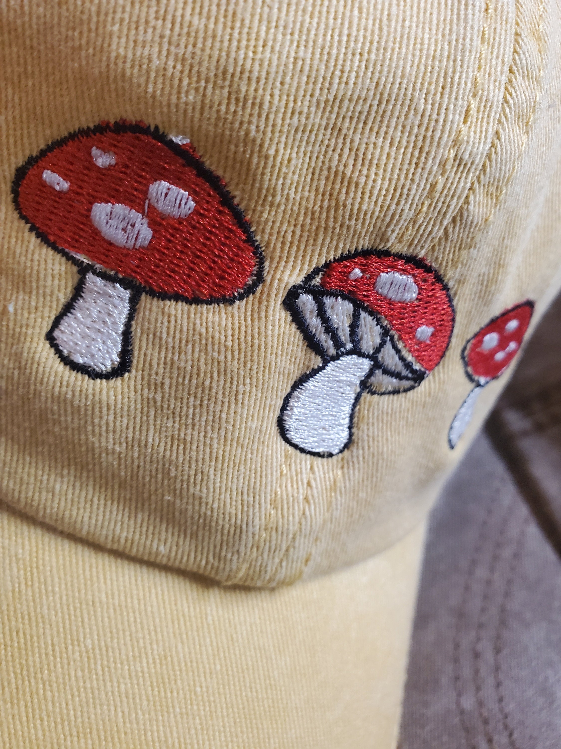 Mushroom Hat, Magic Mushroom, Botanical hat, Nature Lover Mushroom Hat, Gardening Hat, Fungus Hat, Minimalist, dad hat, Blogger Mom style